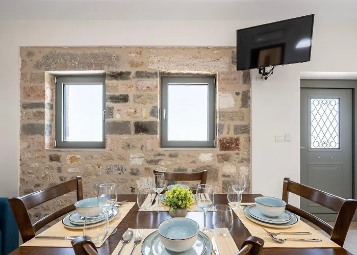 بيت للعطل Sunny Rock Asfendiou