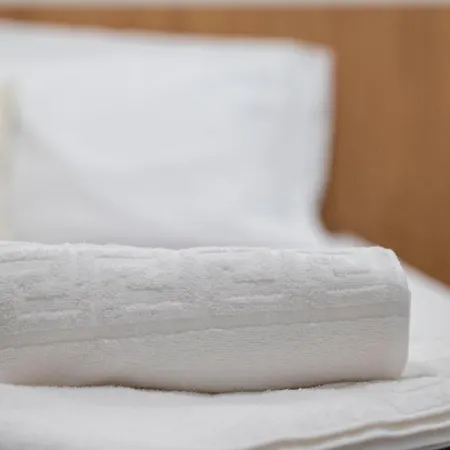 Sunny Rock Tatil Evi Asfendiou