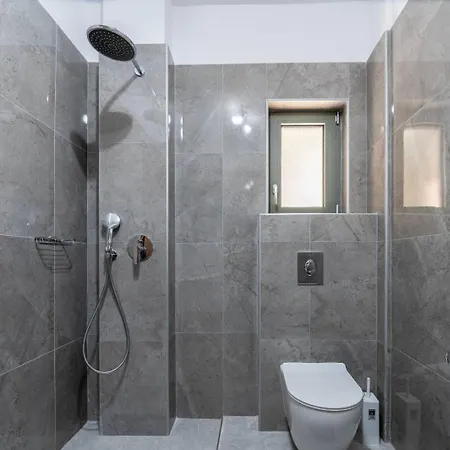 Sunny Rock Tatil Evi Asfendiou